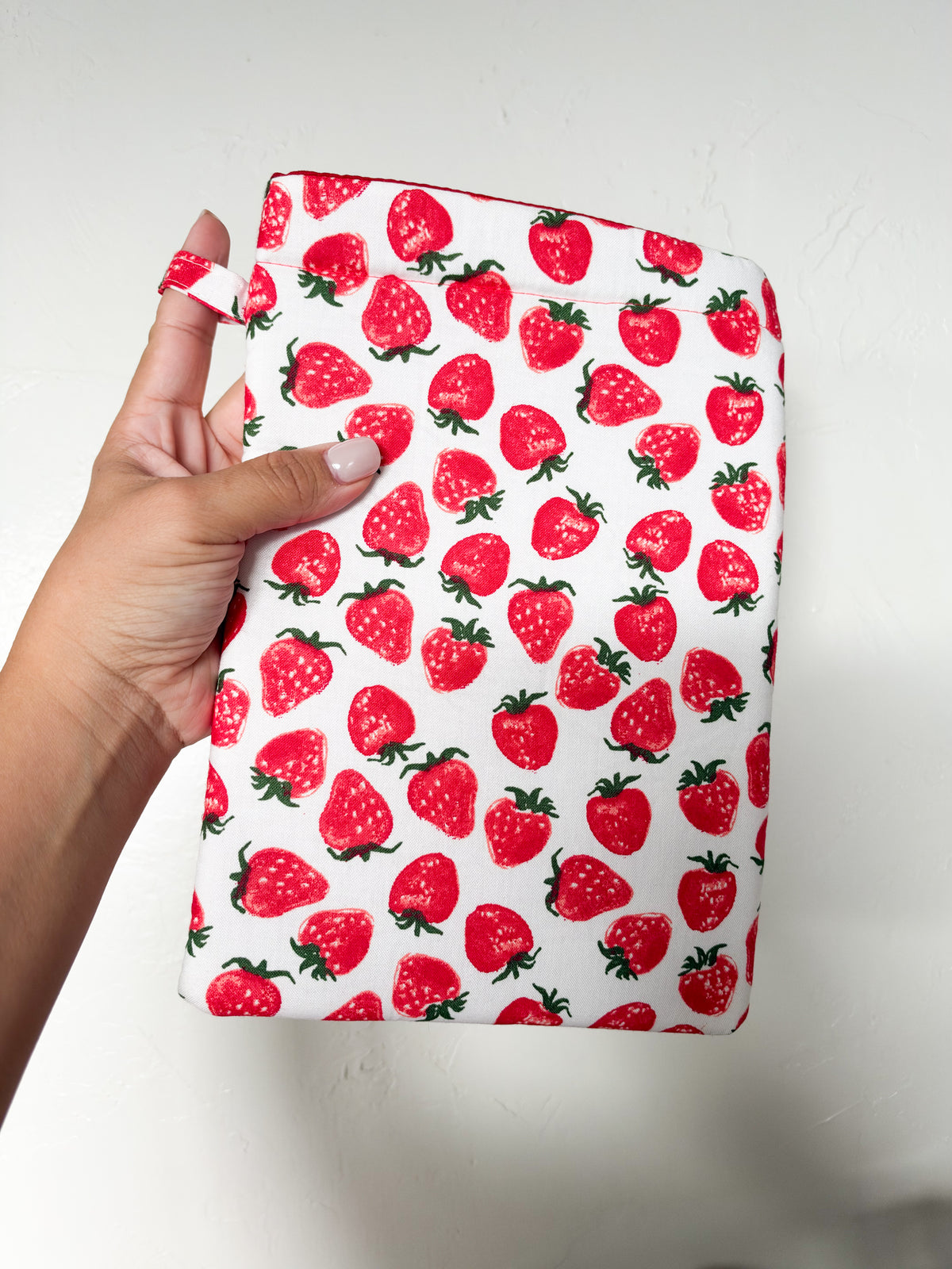 Straberries Booksleeve