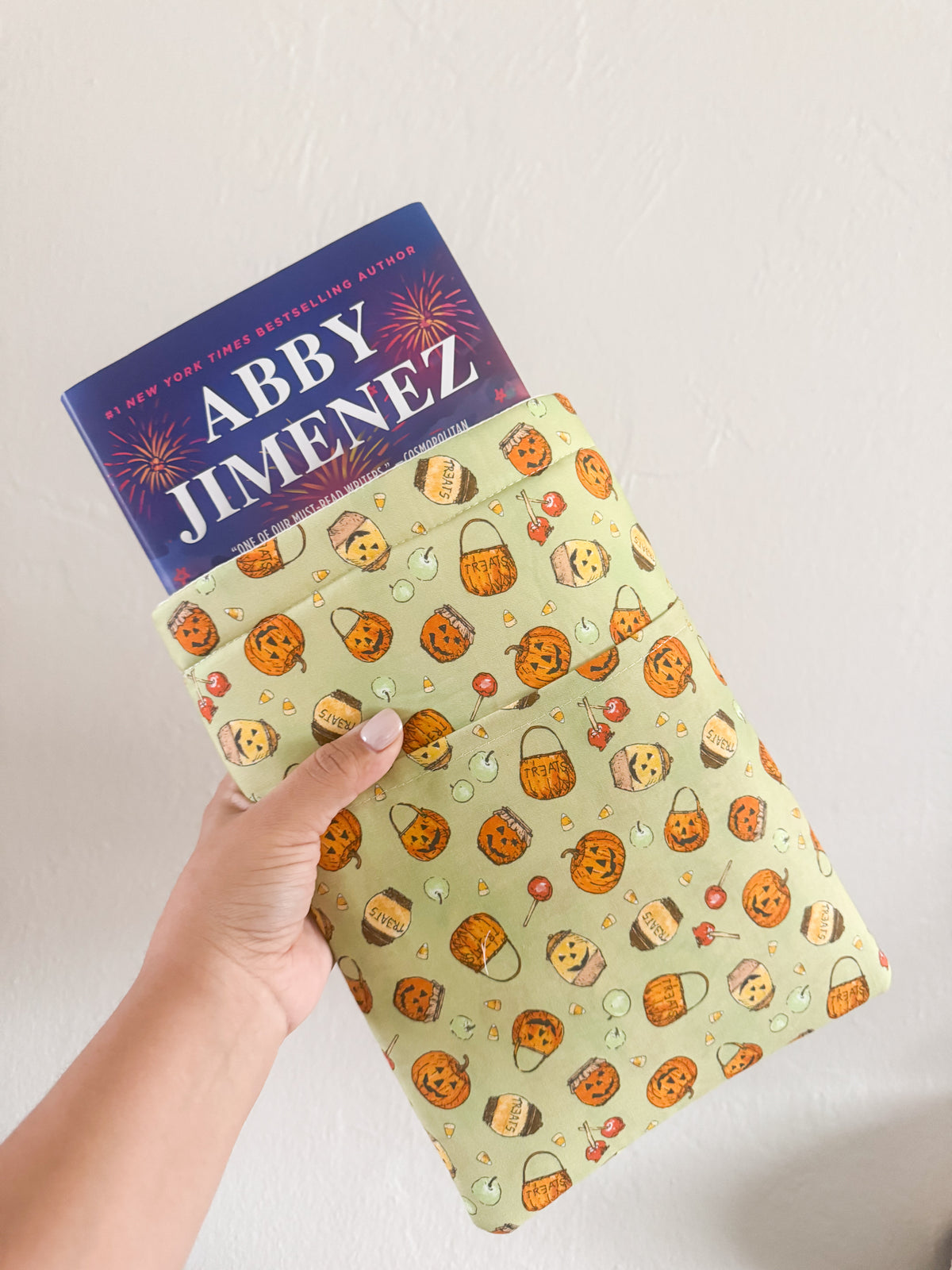 Honey Pumpkin Booksleeve