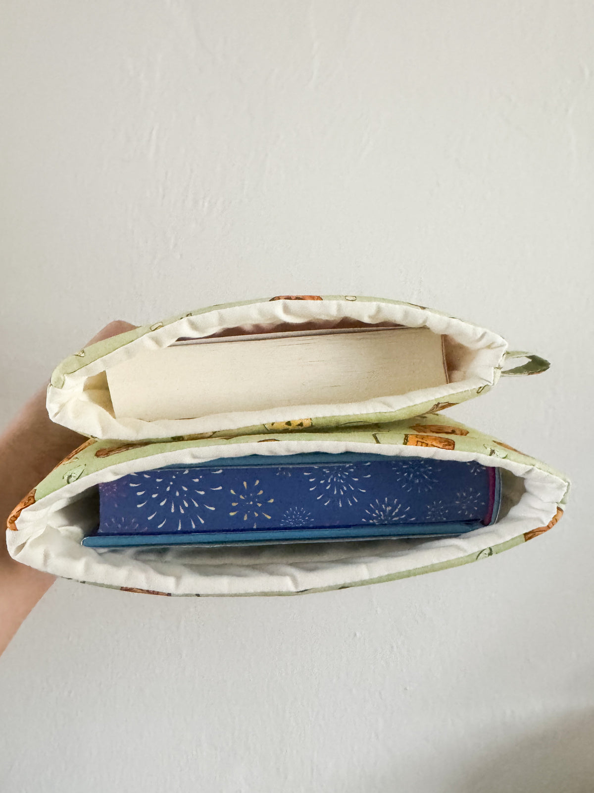Honey Pumpkin Booksleeve